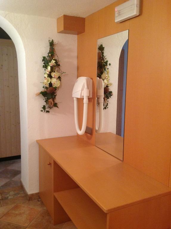 مبيت وإفطار راسيني Garni Bergland المظهر الخارجي الصورة