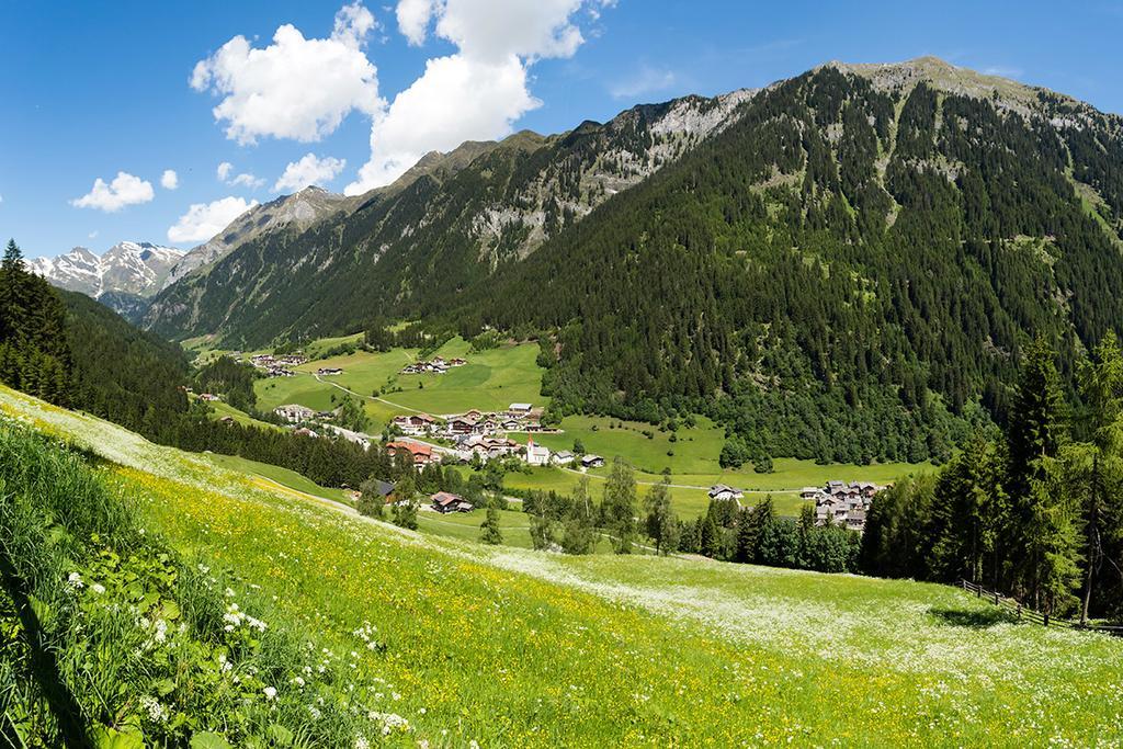 مبيت وإفطار راسيني Garni Bergland المظهر الخارجي الصورة